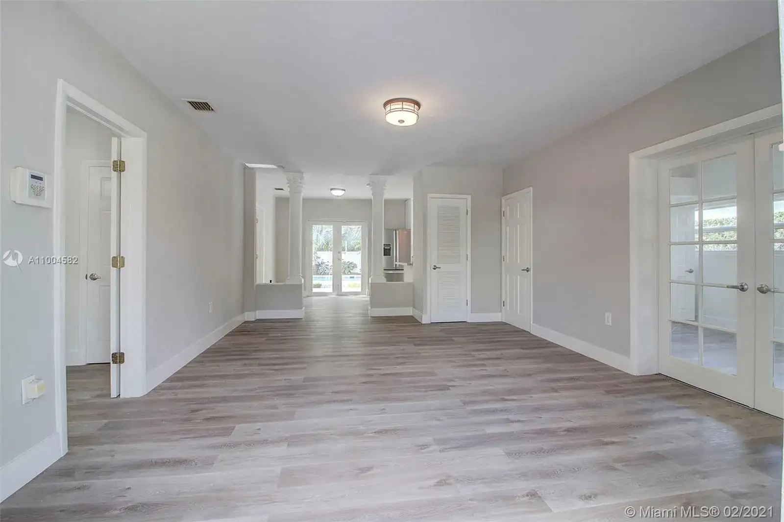 8934 Harding Ave, Surfside FL 33154 photo 2