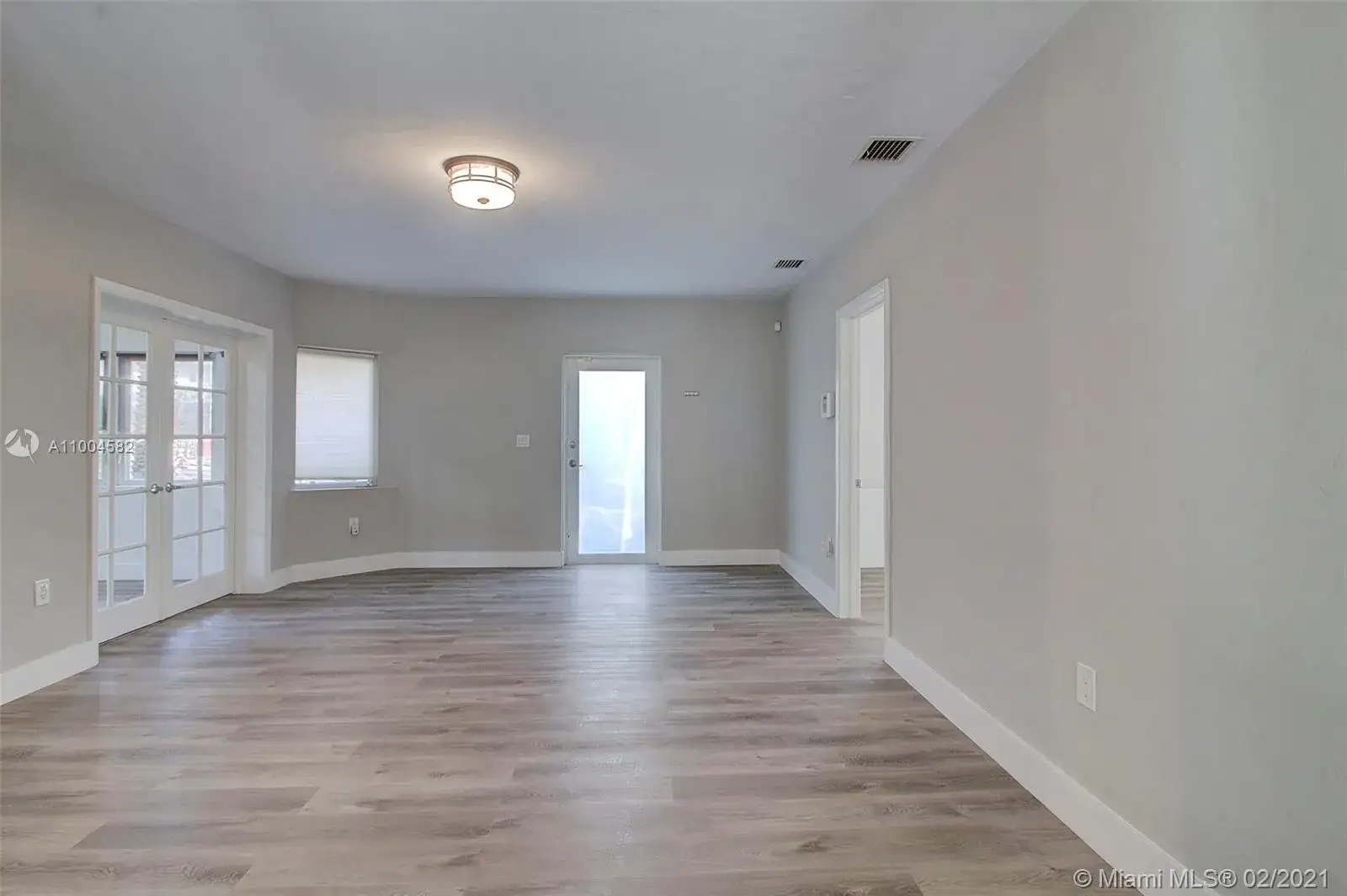 8934 Harding Ave, Surfside FL 33154 photo 4