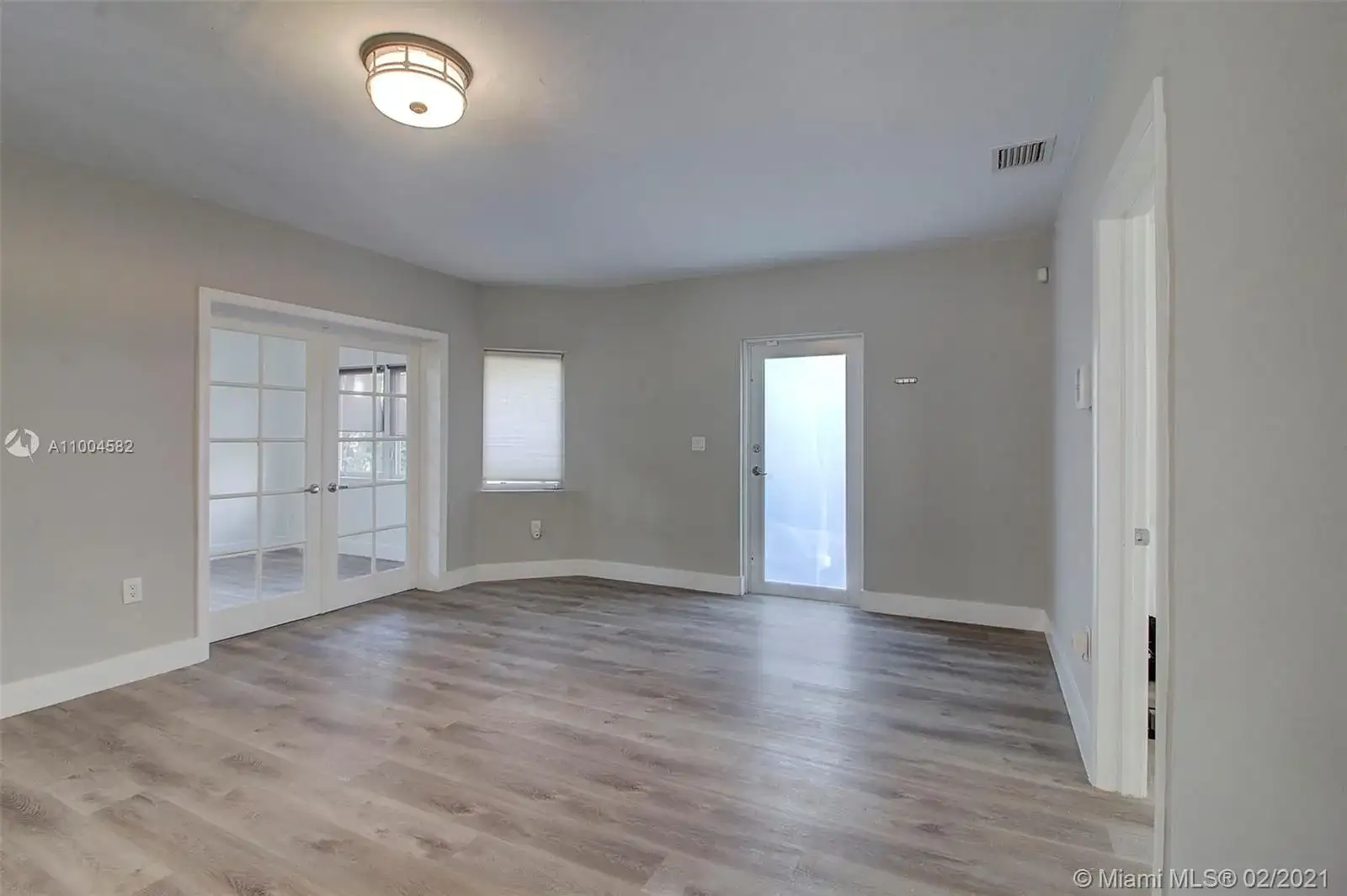 8934 Harding Ave, Surfside FL 33154 photo 5