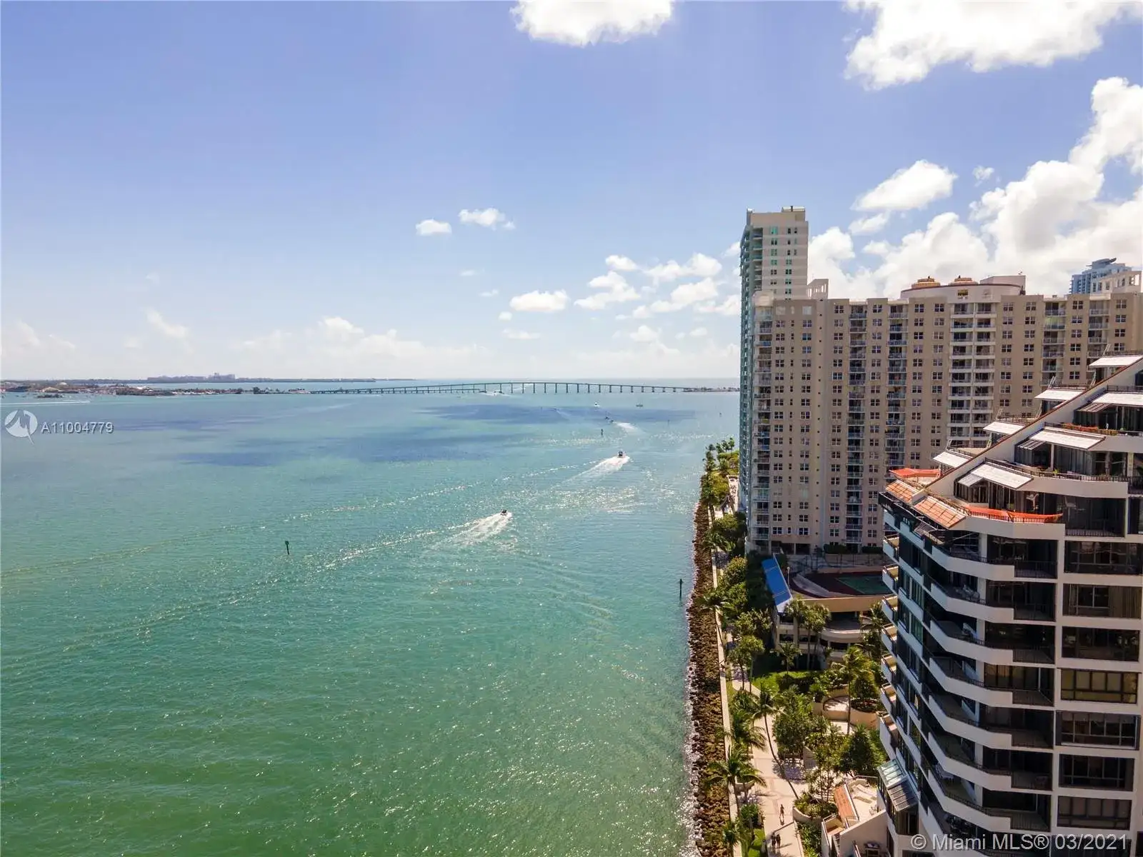 540 Brickell Key Dr # 1801, Miami FL 33131 photo 3