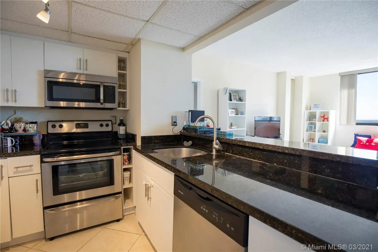 540 Brickell Key Dr # 1801, Miami FL 33131 photo 5