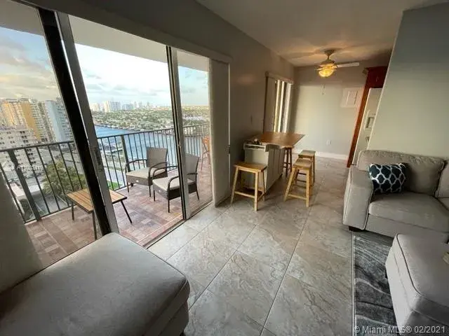 1201 S Ocean Dr # 1610S, Hollywood FL 33019