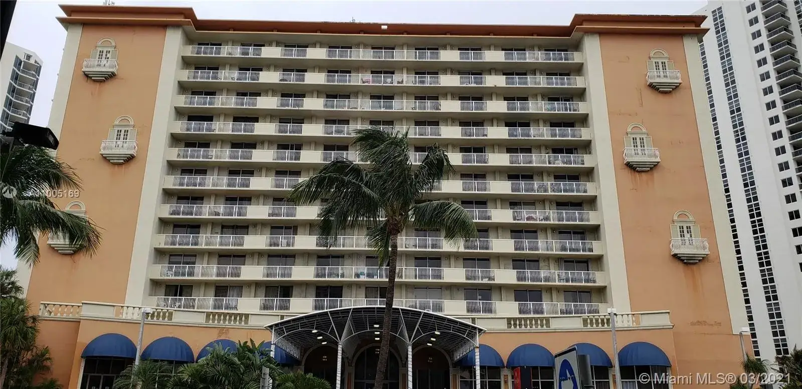 19201 Collins Ave # 801, Sunny Isles Beach FL 33160
