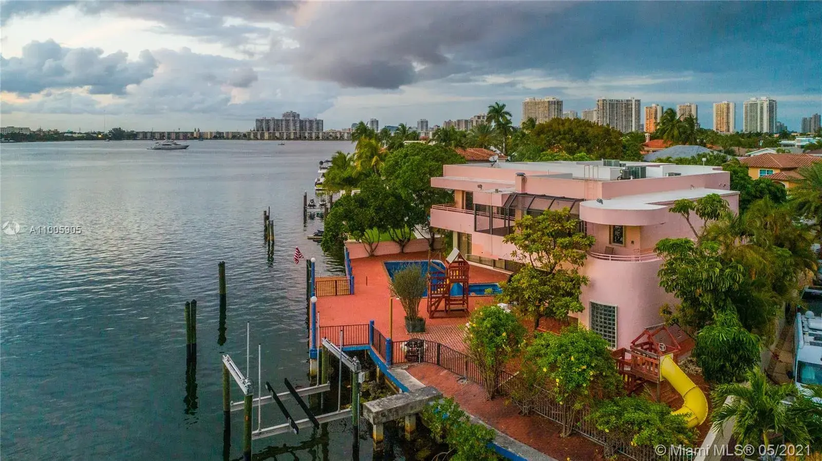 16400 NE 29th Ave, North Miami Beach FL 33160
