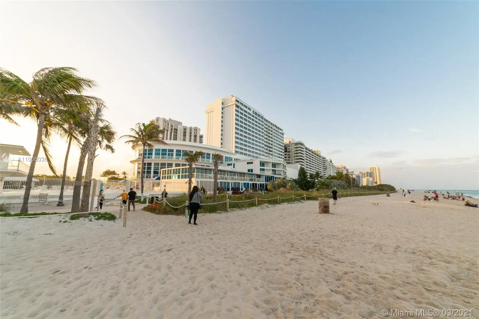 1 bath Residential for sale at 5445 Collins Ave # 1520, Miami Beach FL 33140