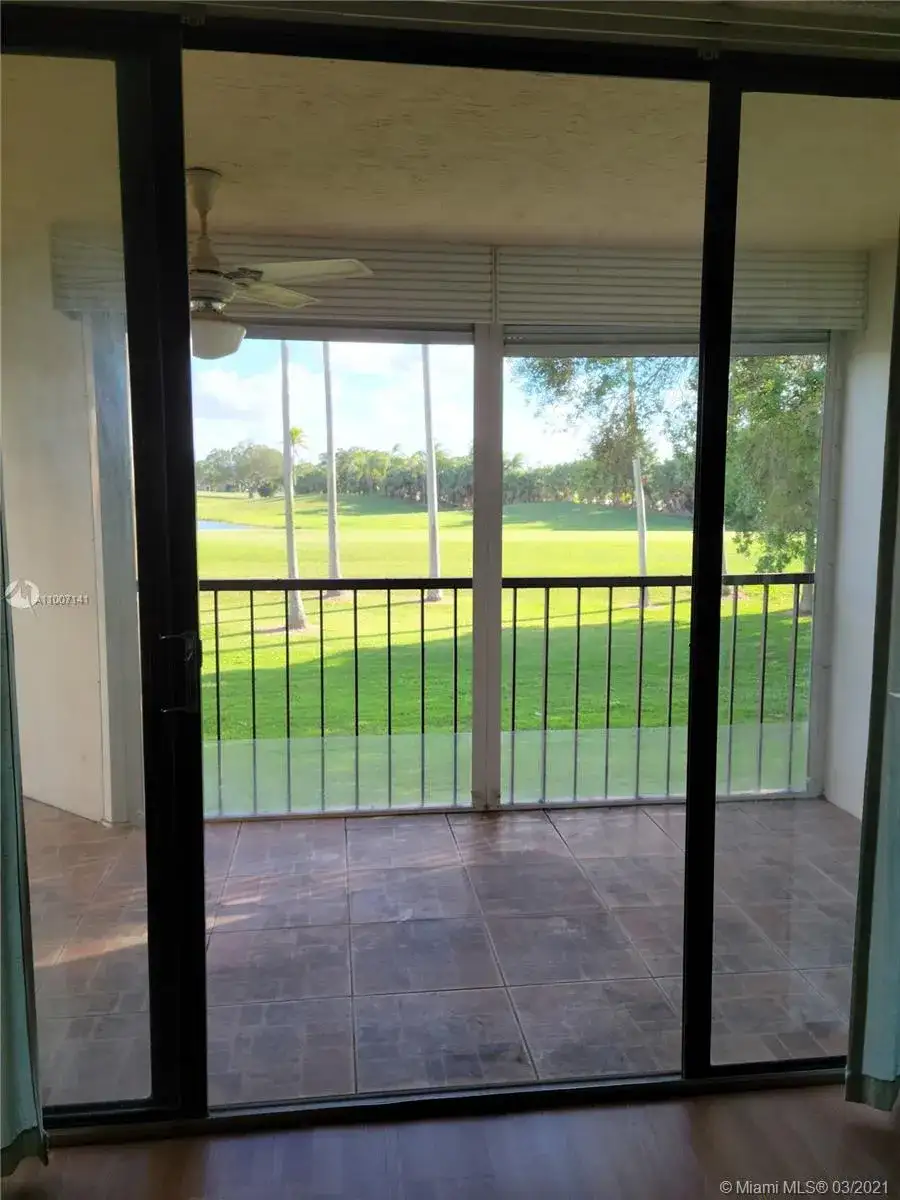 16400 Golf Club Rd # 213, Weston FL 33326 photo 3
