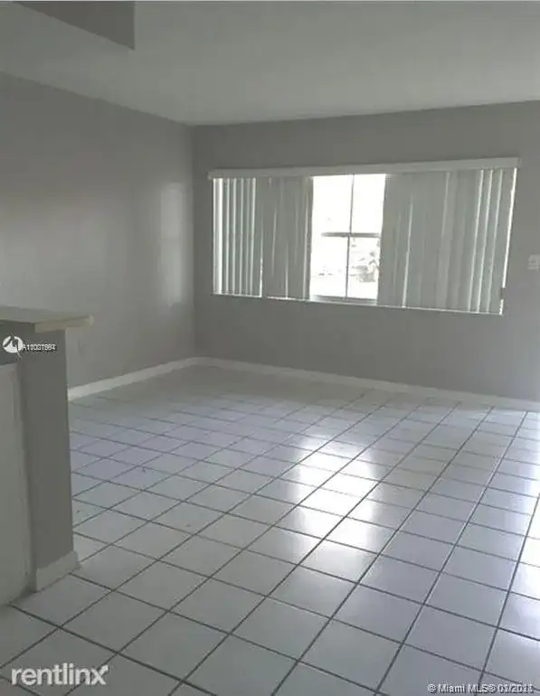 8670 NW 6th Ln # 103, Miami FL 33126 photo 4