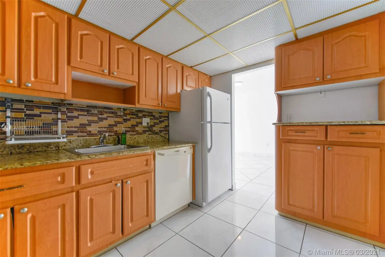 500 Bayview Dr # 2127, Sunny Isles Beach FL 33160 photo 5