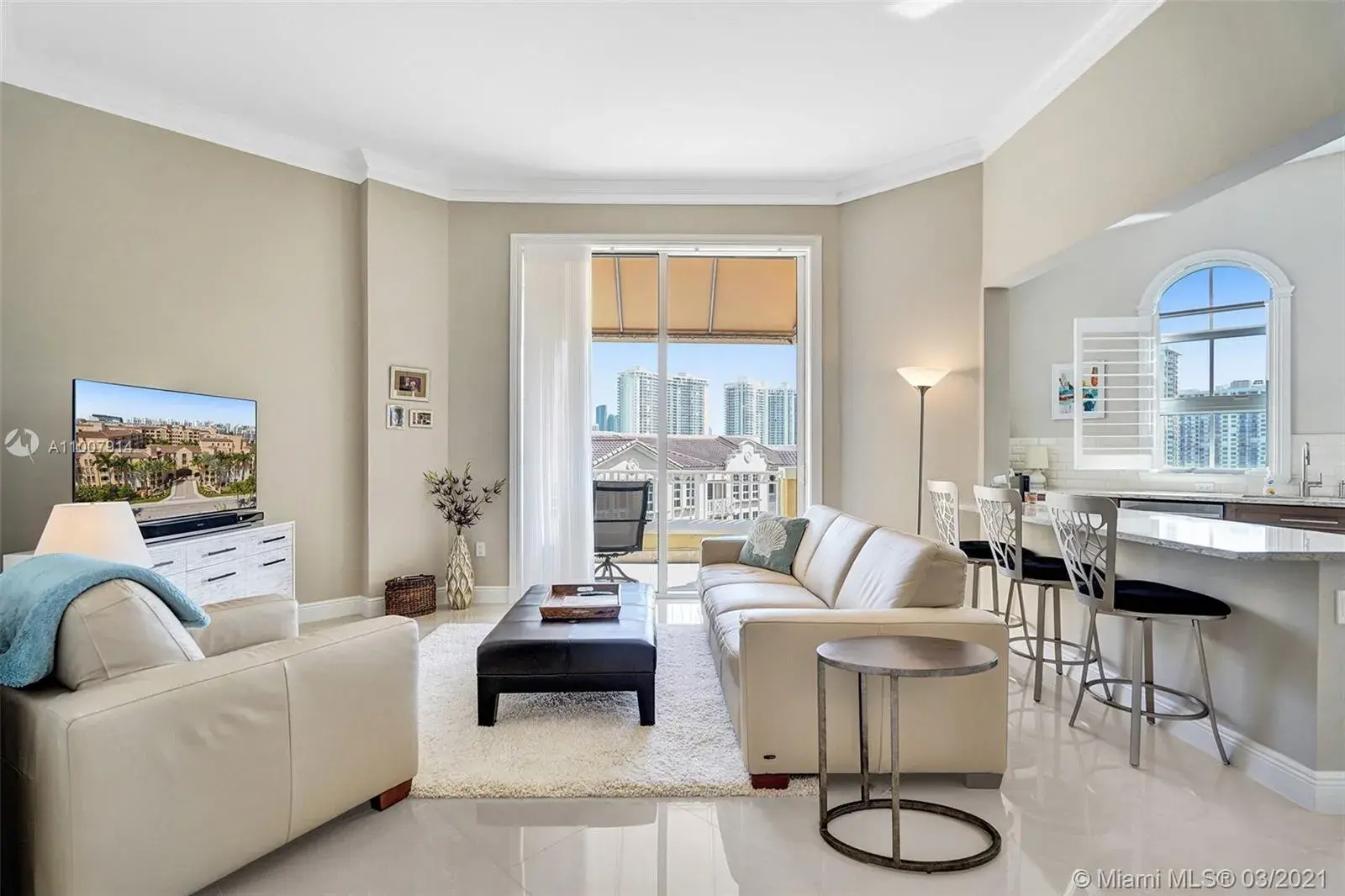 3001 NE 185th St # 712, Aventura FL 33180