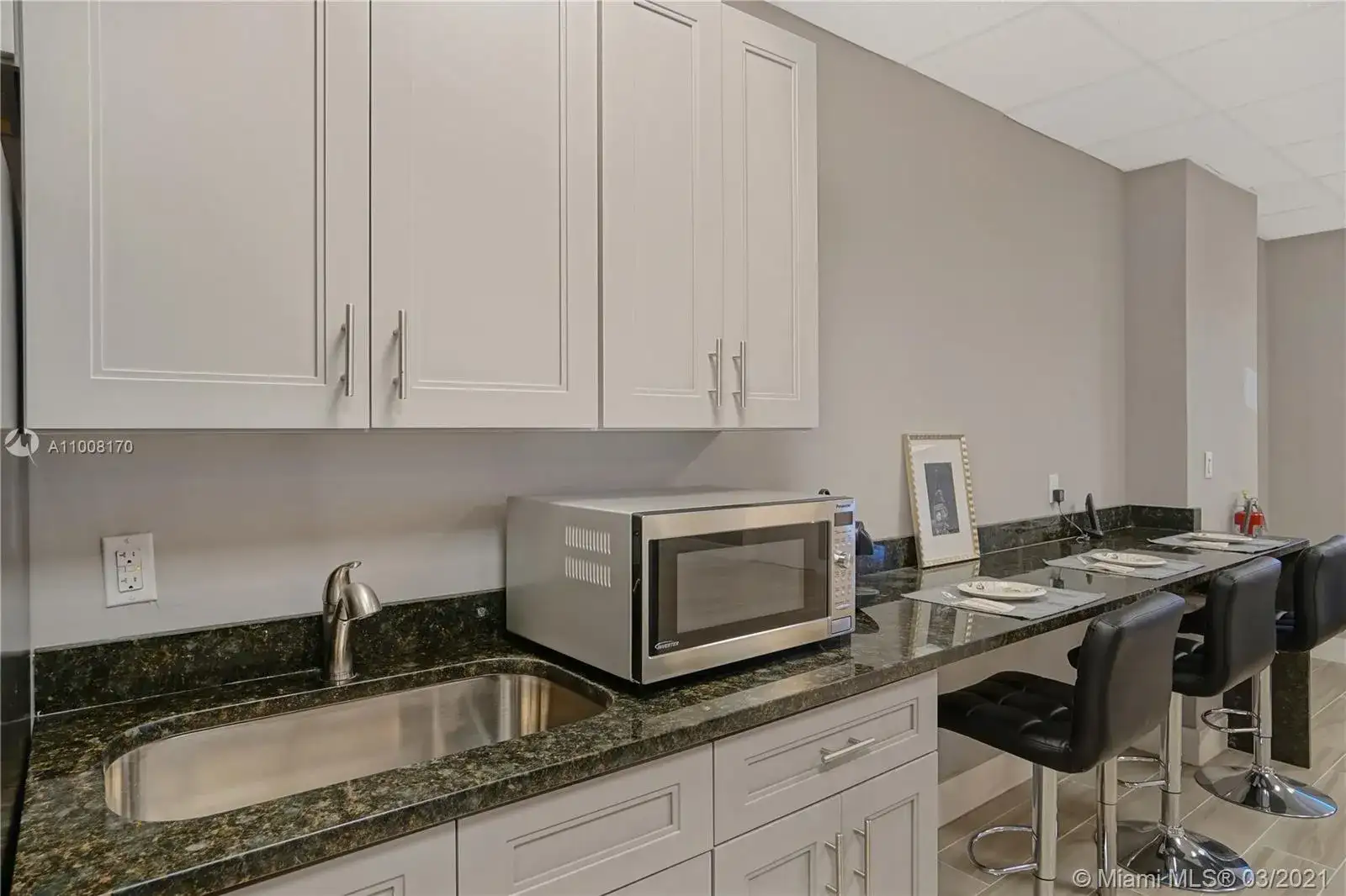 12550 Biscayne Blvd # 902, North Miami FL 33181 photo 2