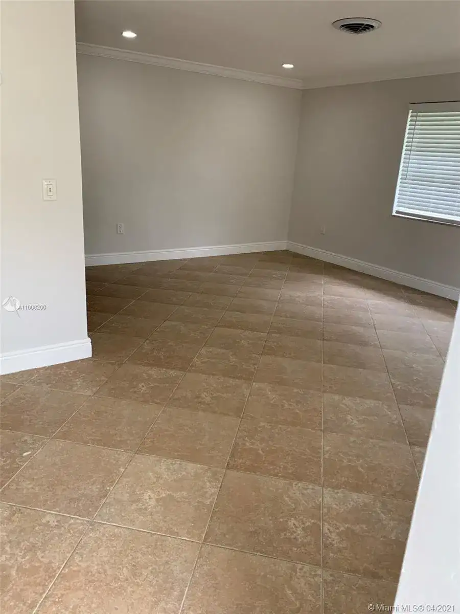 8415 SW 144th St, Palmetto Bay FL 33158 photo 3