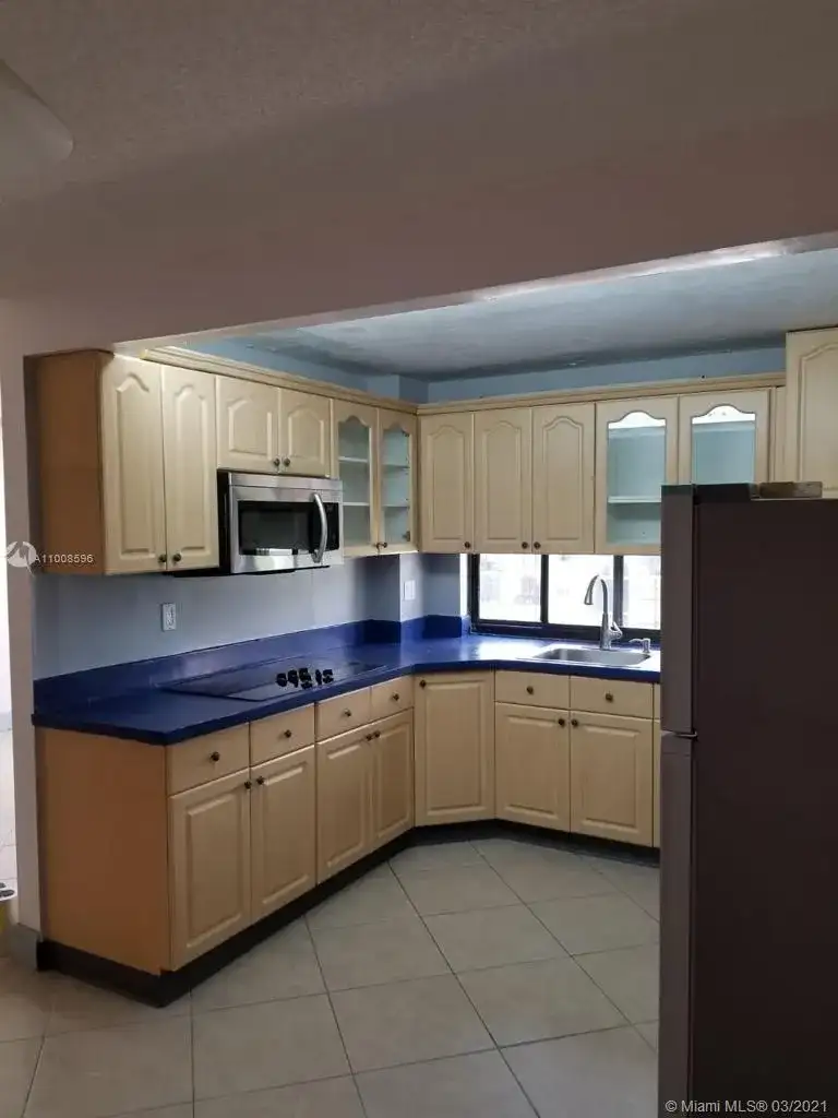 17011 N Bay Rd # 612, Sunny Isles Beach FL 33160 photo 2