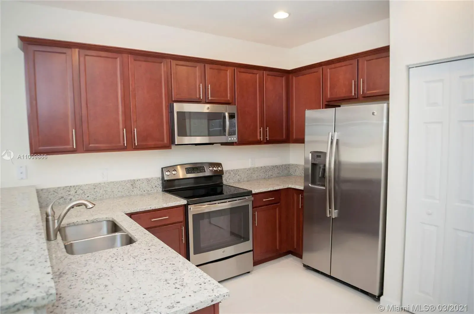 10228 NW 88th Ter # 10228, Doral FL 33178