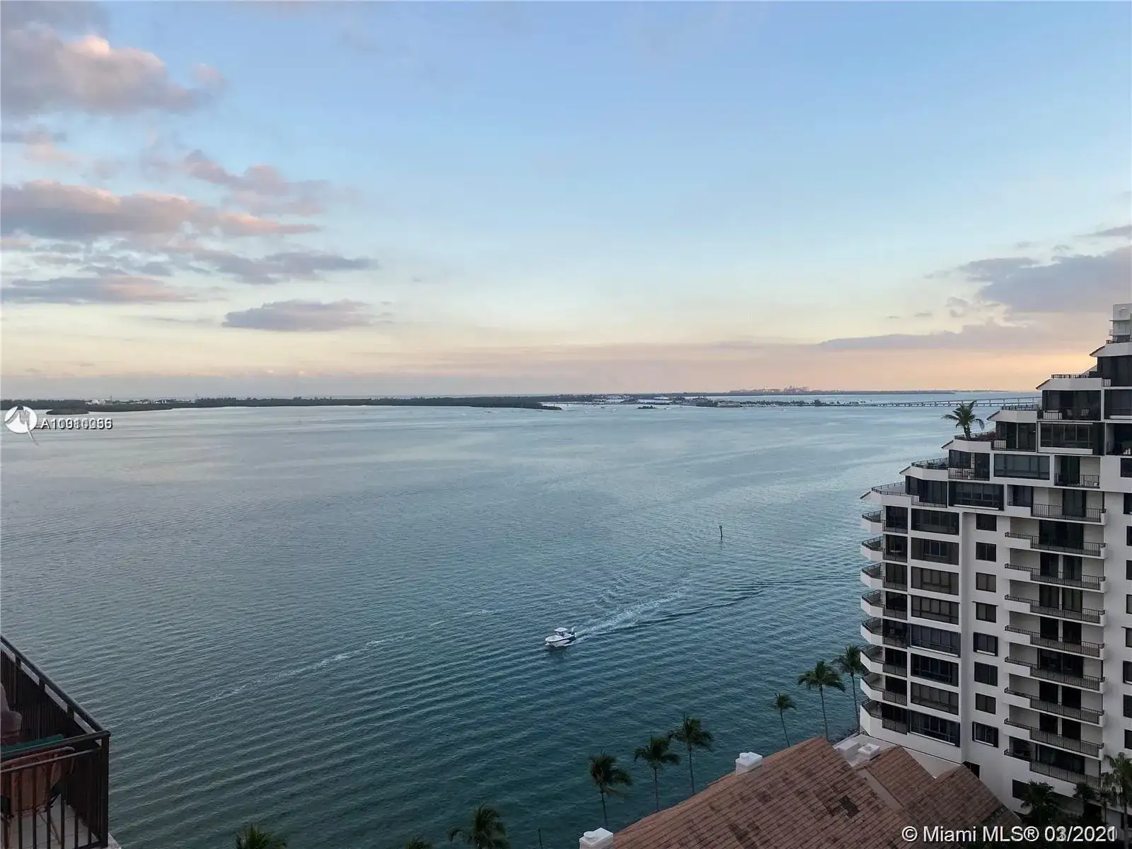 540 Brickell Key Dr # 1817, Miami FL 33131 photo 5