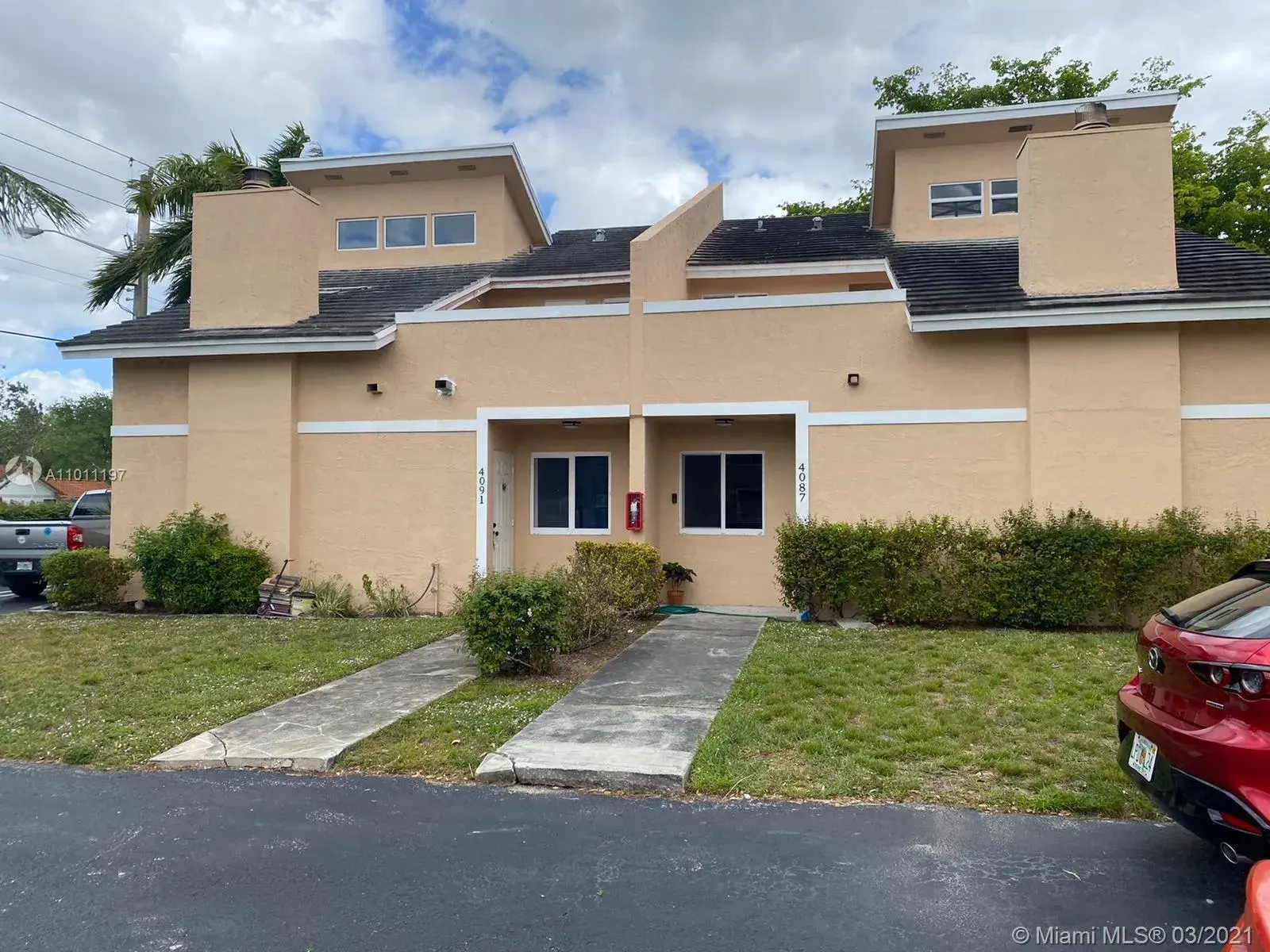 4015 Coral Springs Dr # 12, Coral Springs FL 33065