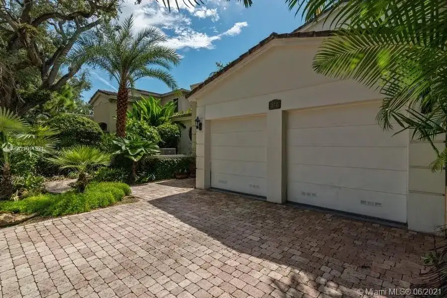1672 Micanopy Ave, Miami FL 33133 photo 5