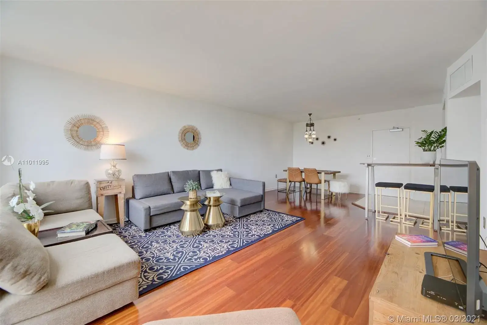 10275 Collins Ave # 323, Bal Harbour FL 33154 photo 4