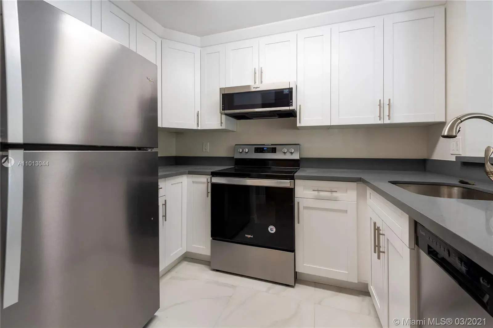 1301 River Reach Dr # 114, Fort Lauderdale FL 33315