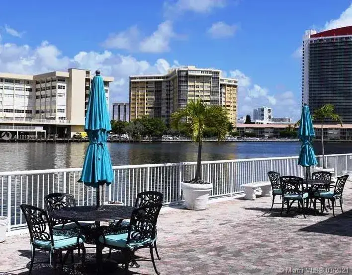 1913 S Ocean Dr # 326, Hallandale Beach FL 33009