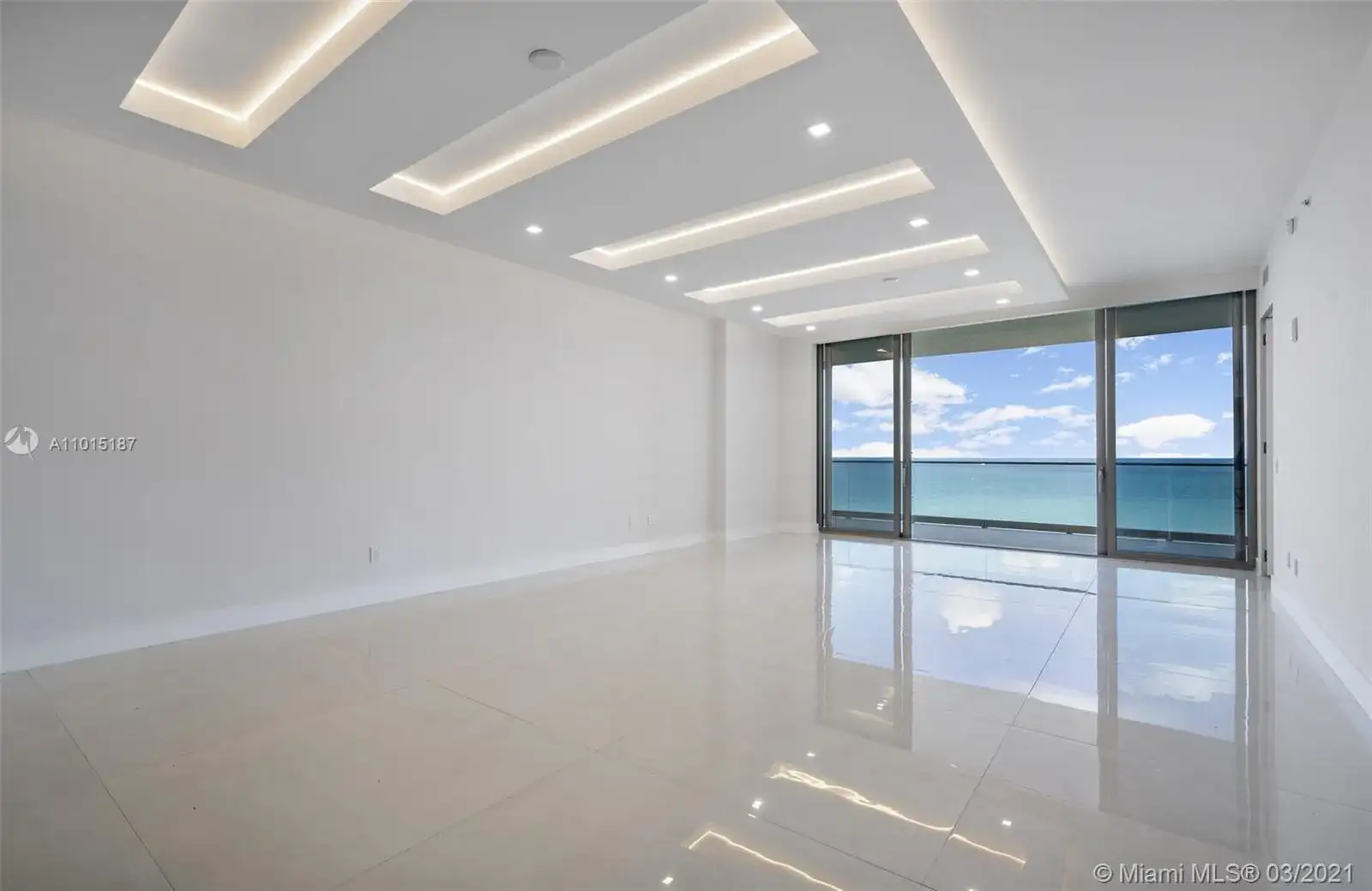 18975 Collins Ave # 1403, Sunny Isles Beach FL 33160 photo 3