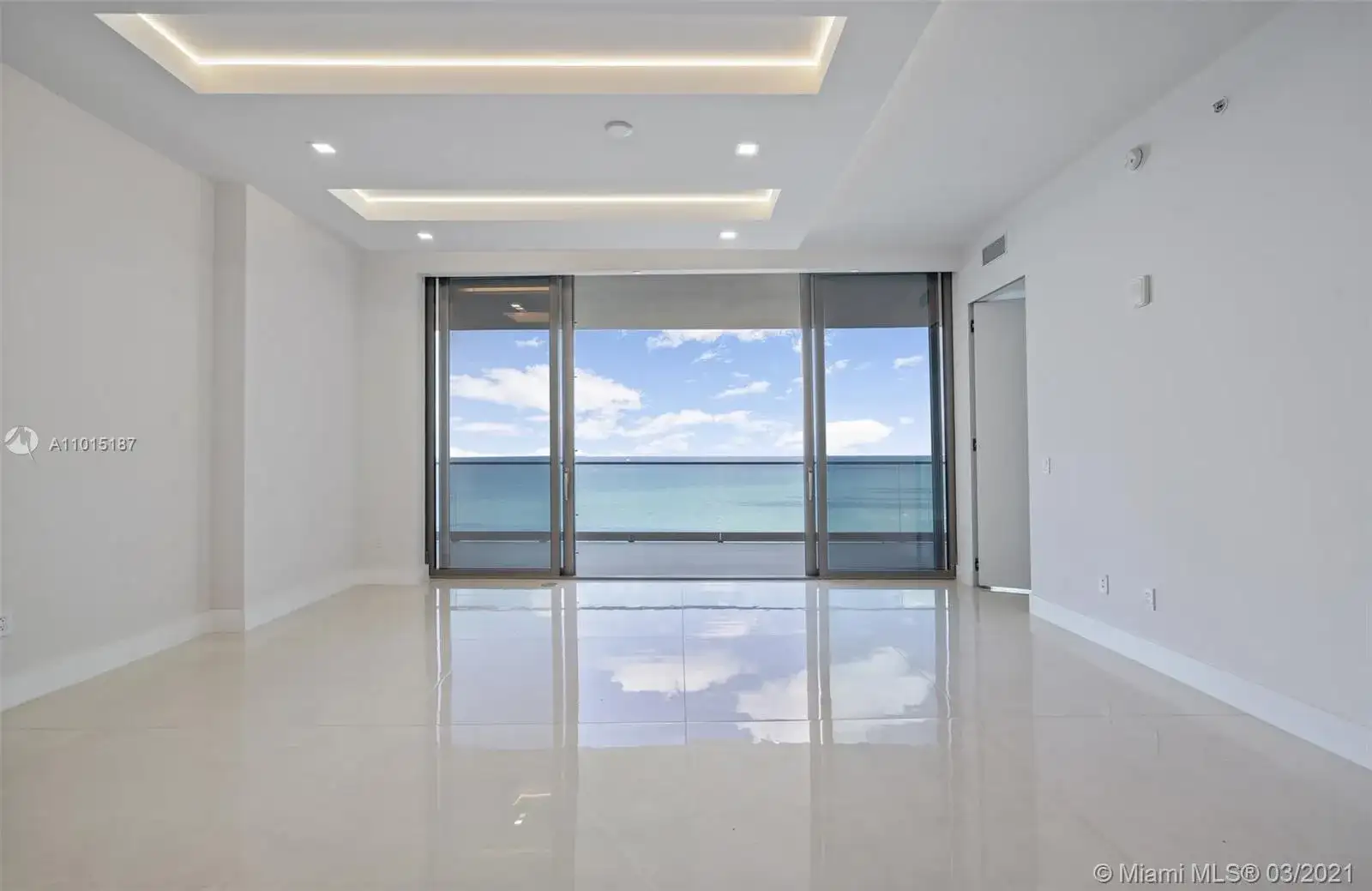 18975 Collins Ave # 1403, Sunny Isles Beach FL 33160 photo 5