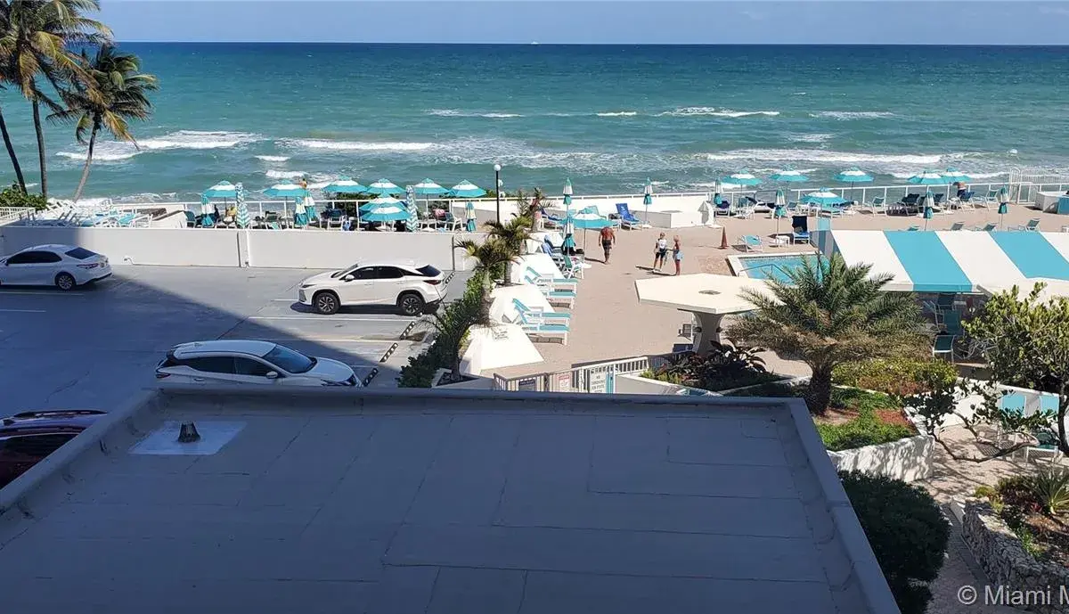 3140 S Ocean Dr # 305, Hallandale Beach FL 33009