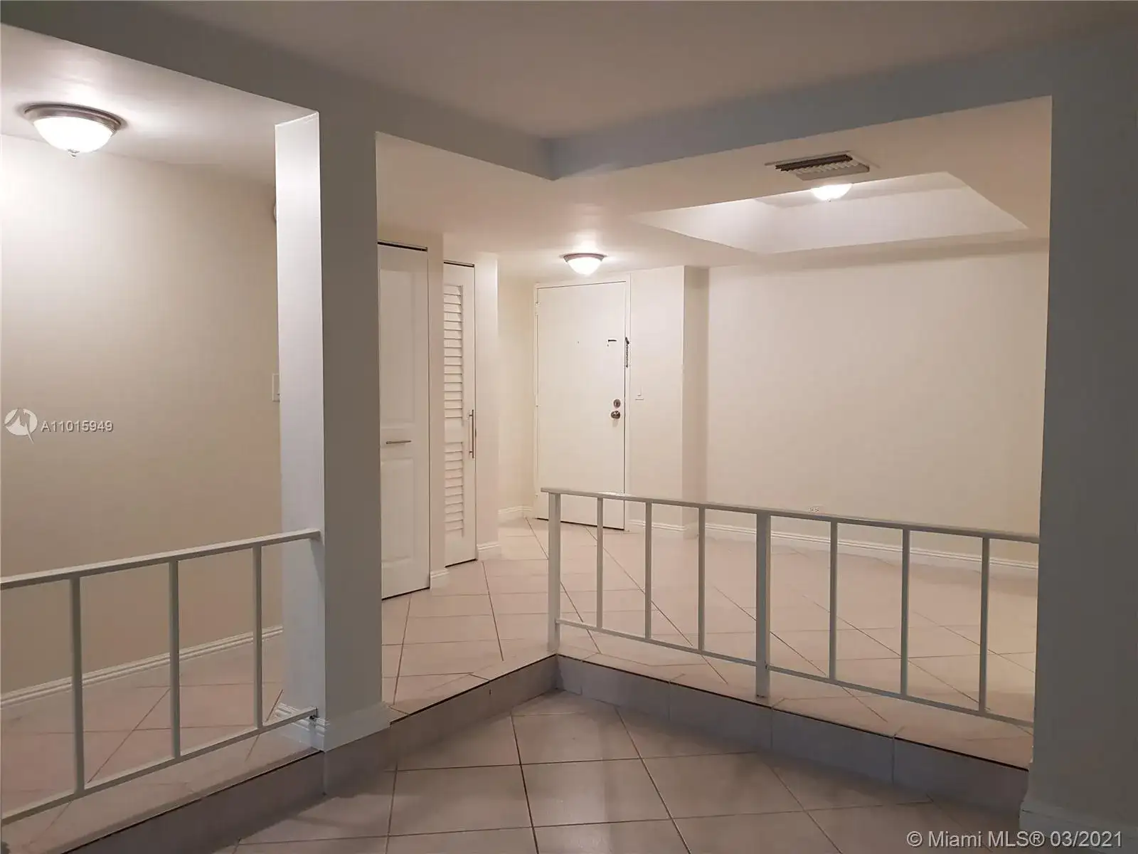 3730 Inverrary Dr # 2N, Lauderhill FL 33319 photo 4
