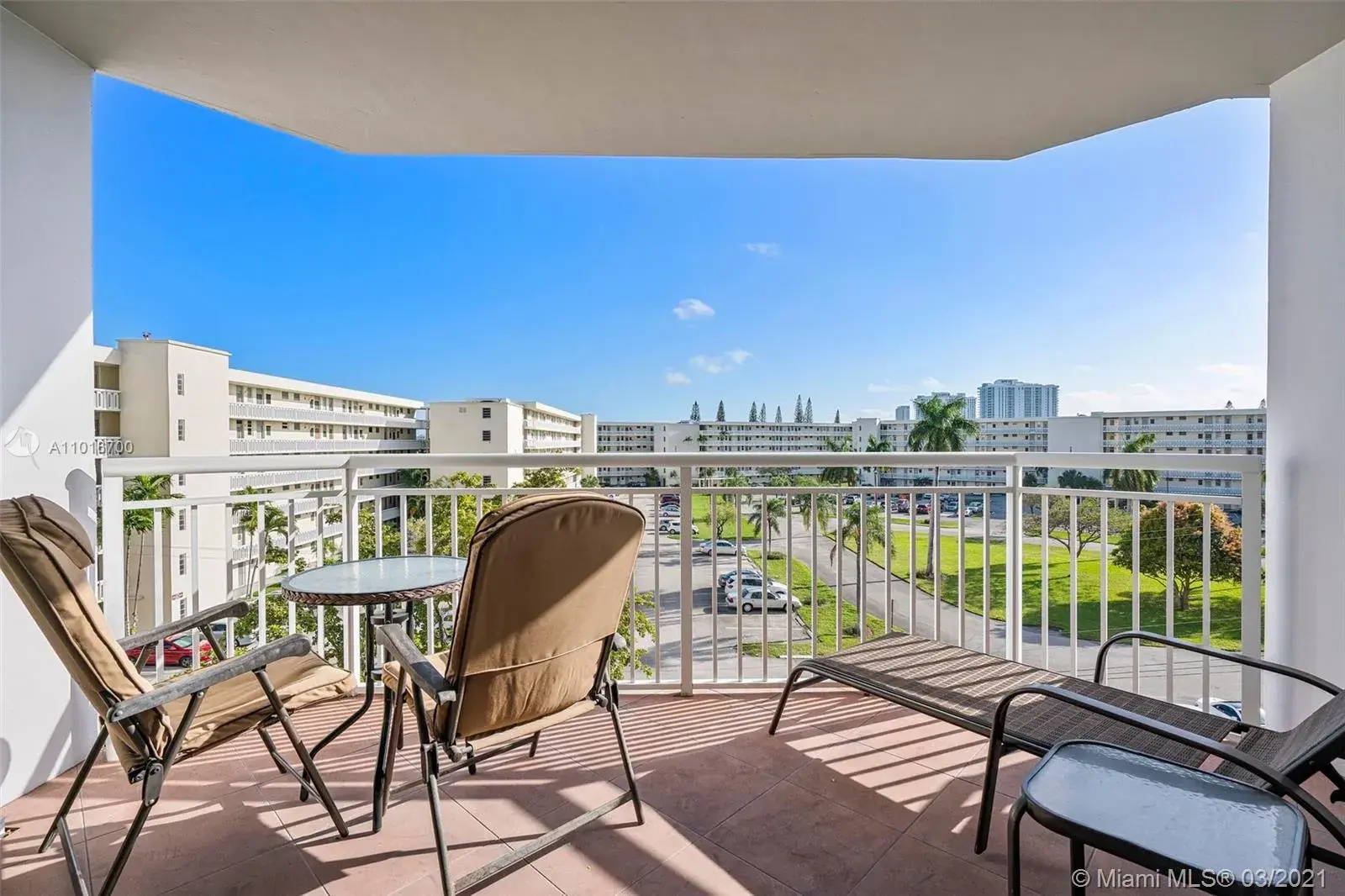 18041 Biscayne blvd # 4, Aventura FL 33160