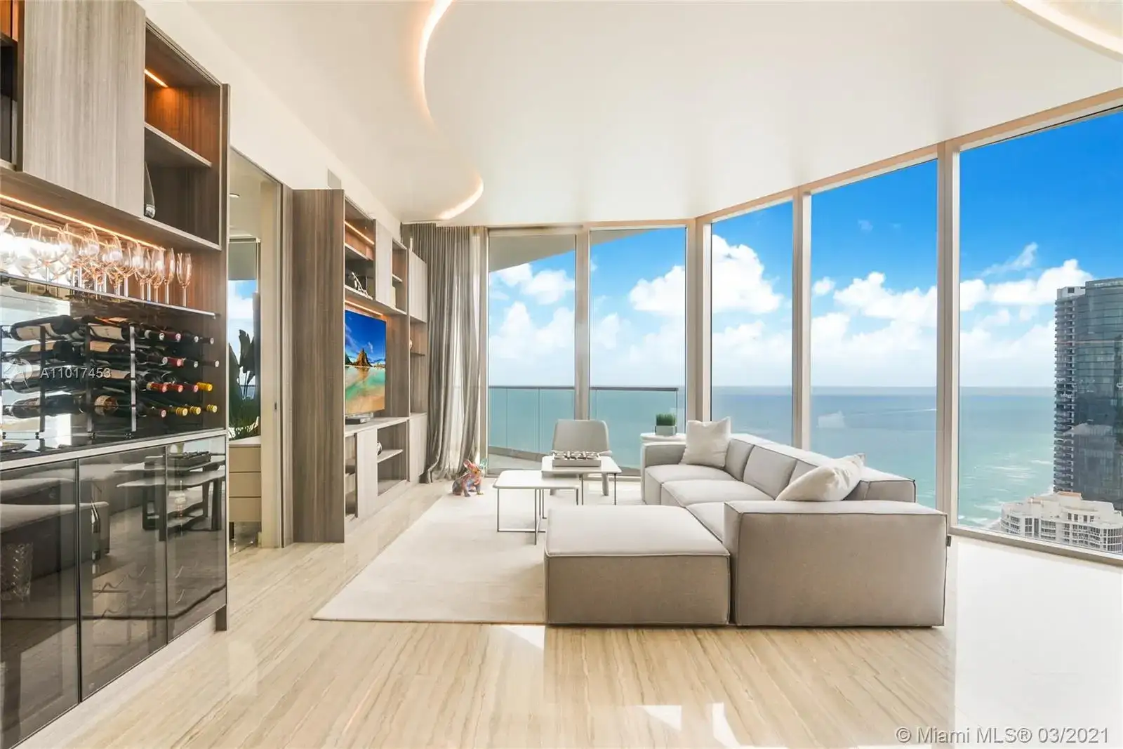 18975 Collins Ave # 4404, Sunny Isles Beach FL 33160 photo 4