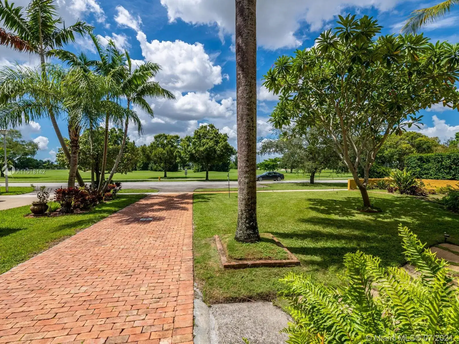 85 Deer Run, Miami Springs FL 33166 photo 4