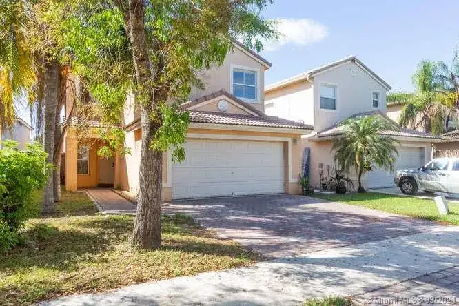 1888 SE 14th St, Homestead FL 33035 photo 2