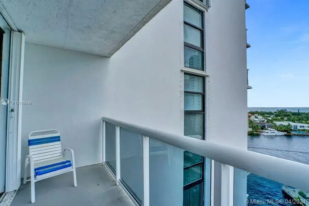 20515 E Country Club Dr # 1248, Aventura FL 33180 photo 2