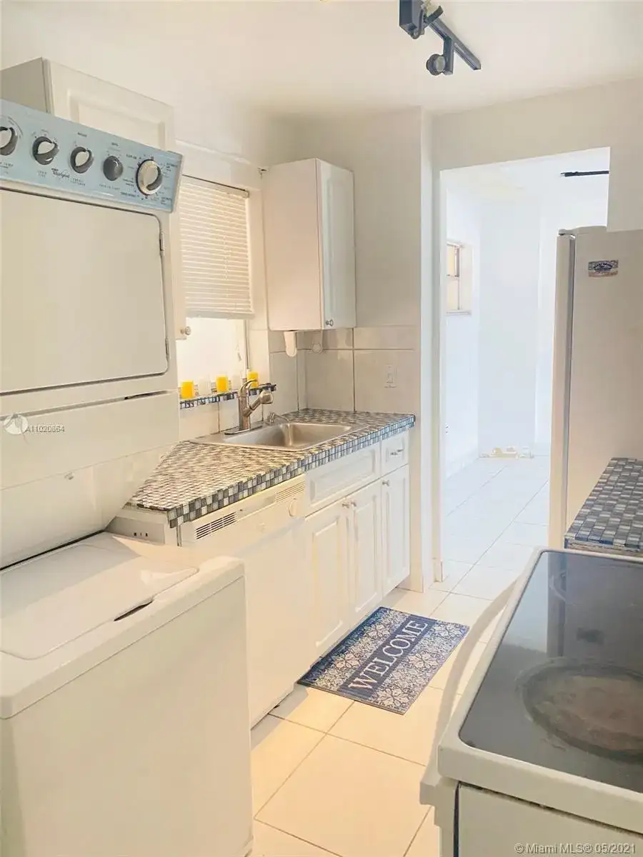1881 Washington Ave # 4B, Miami Beach FL 33139 photo 3