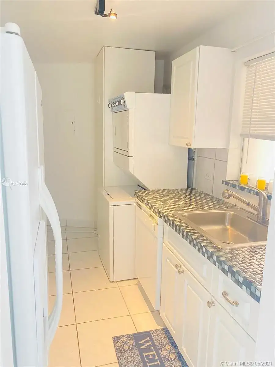 1881 Washington Ave # 4B, Miami Beach FL 33139 photo 4