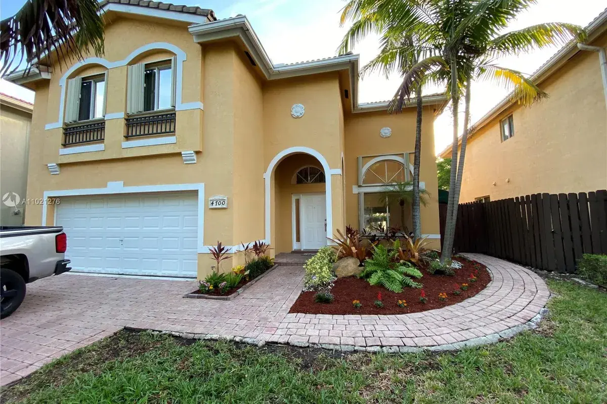 4700 NW 111th Ct, Doral FL 33178