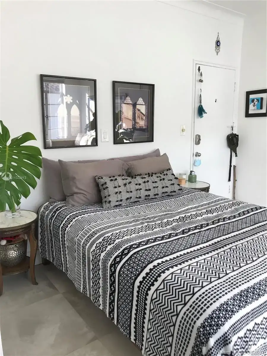 1611 Euclid Ave # 11, Miami Beach FL 33139 photo 4