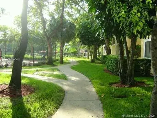 9088 W Atlantic Blvd # 518, Coral Springs FL 33071