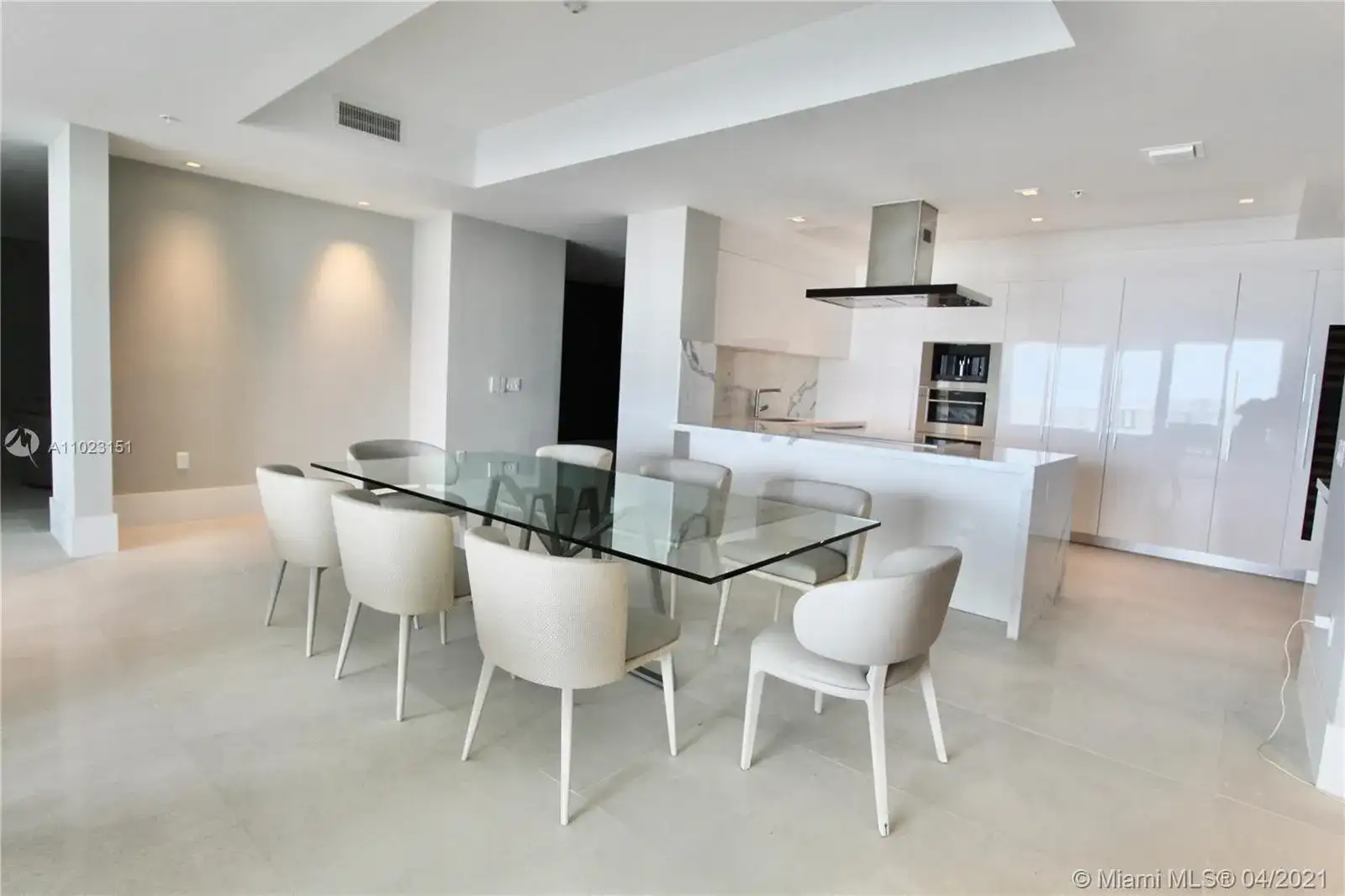 330 Sunny Isles Blvd # 2503, Sunny Isles Beach FL 33160 photo 3