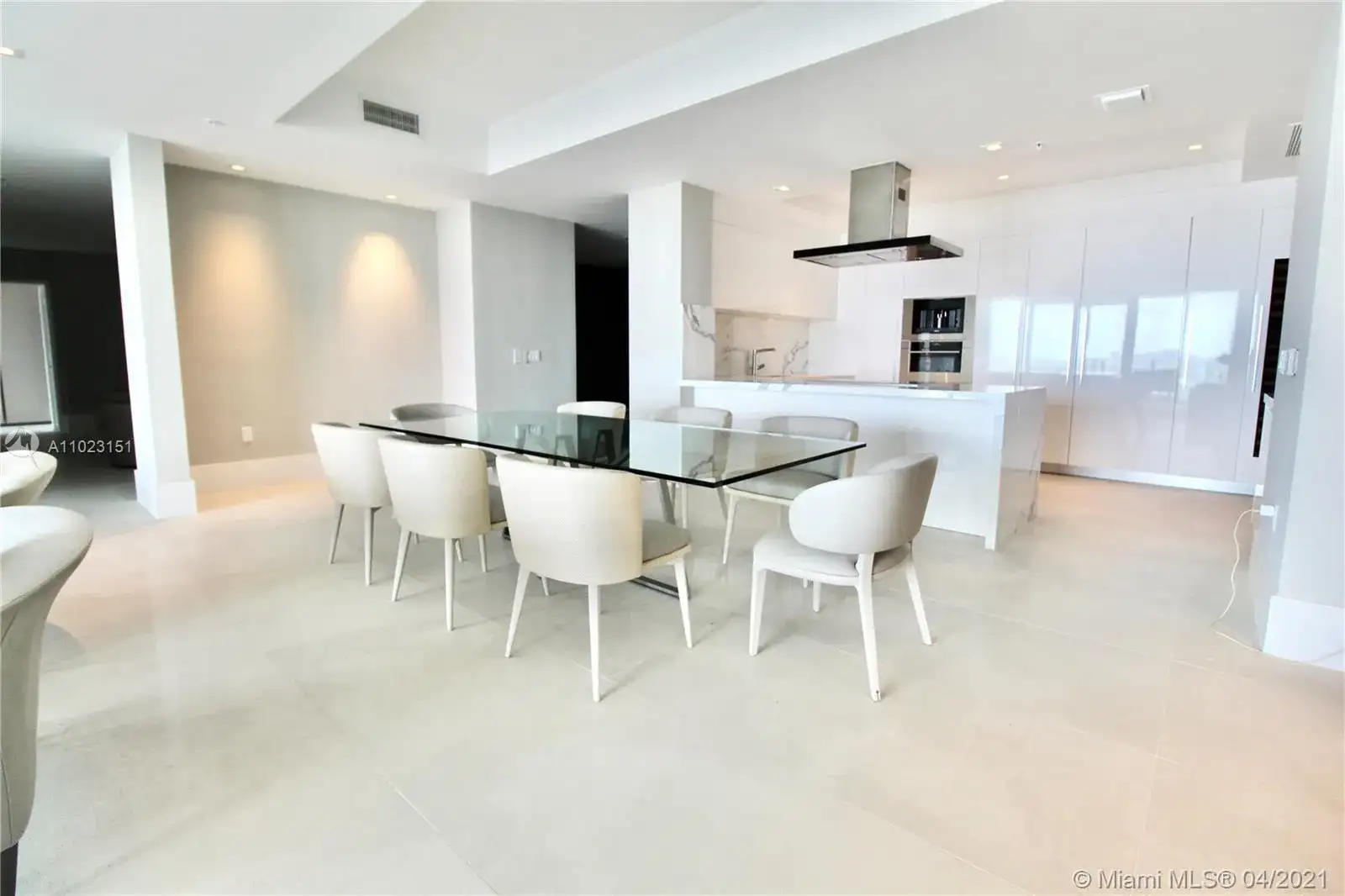 330 Sunny Isles Blvd # 2503, Sunny Isles Beach FL 33160 photo 4