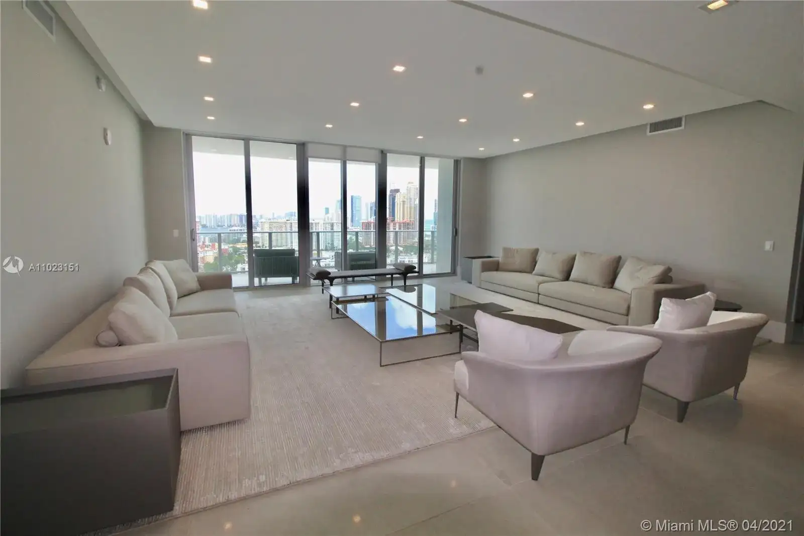 330 Sunny Isles Blvd # 2503, Sunny Isles Beach FL 33160 photo 5