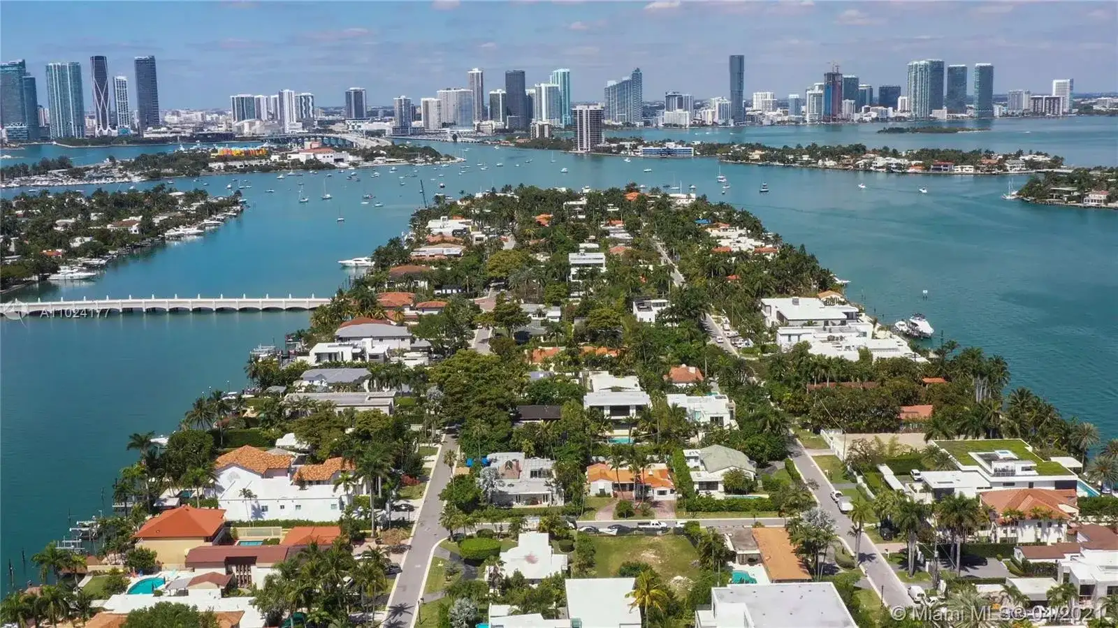 118 E 3rd Ct, Miami Beach FL 33139 photo 3