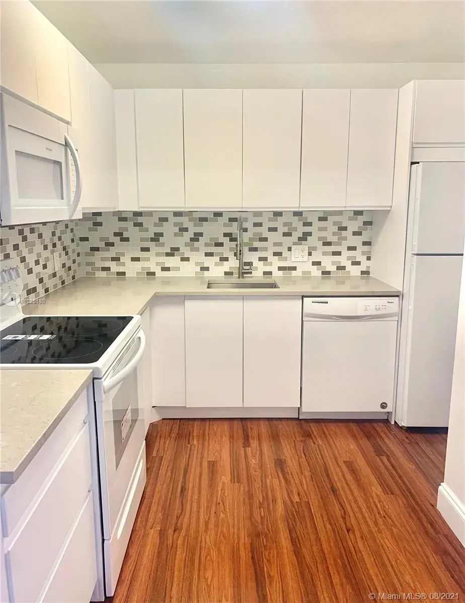 2101 S Ocean Dr # 605, Hollywood FL 33019
