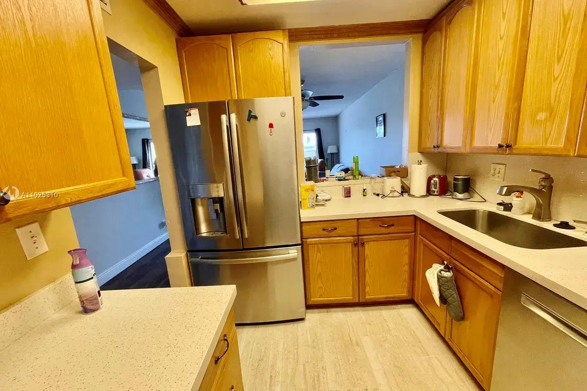 1001 Hillcrest Ct # 315, Hollywood FL 33021