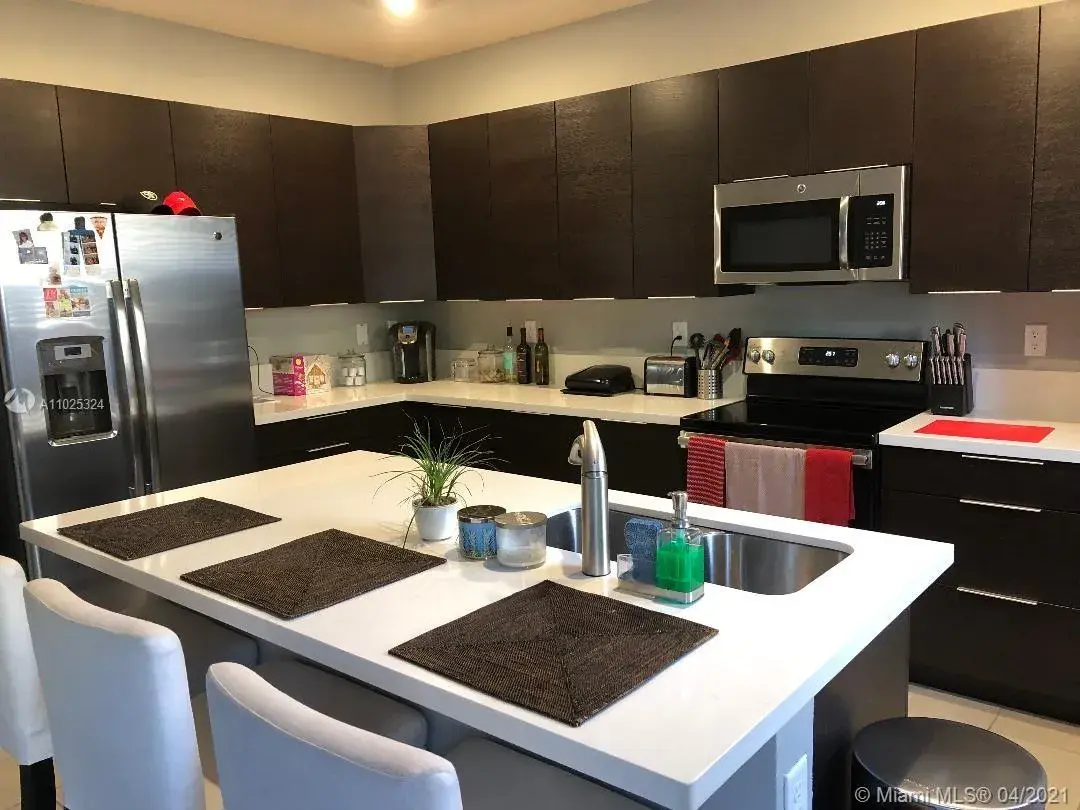 15061 SW 119th Ln, Miami FL 33196