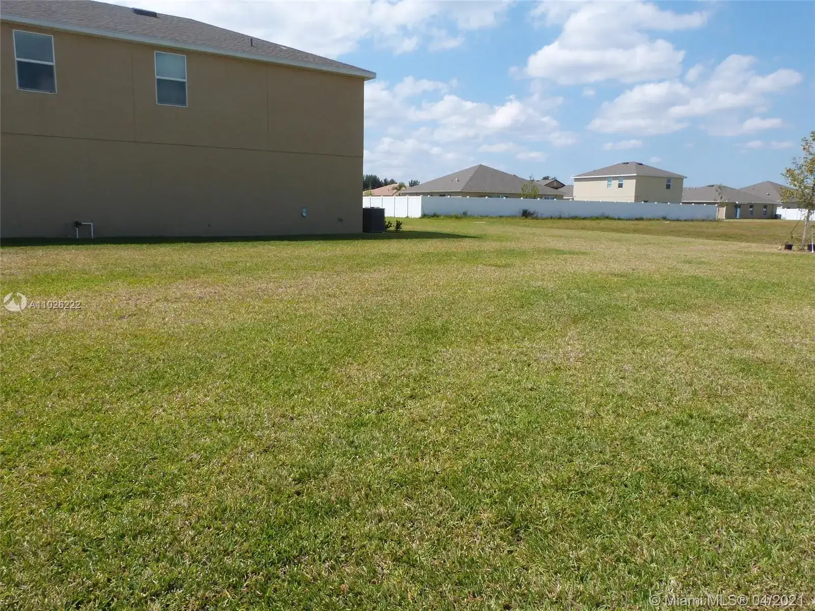 831 Bent Creek Dr, Fort Pierce FL 34947 photo 3