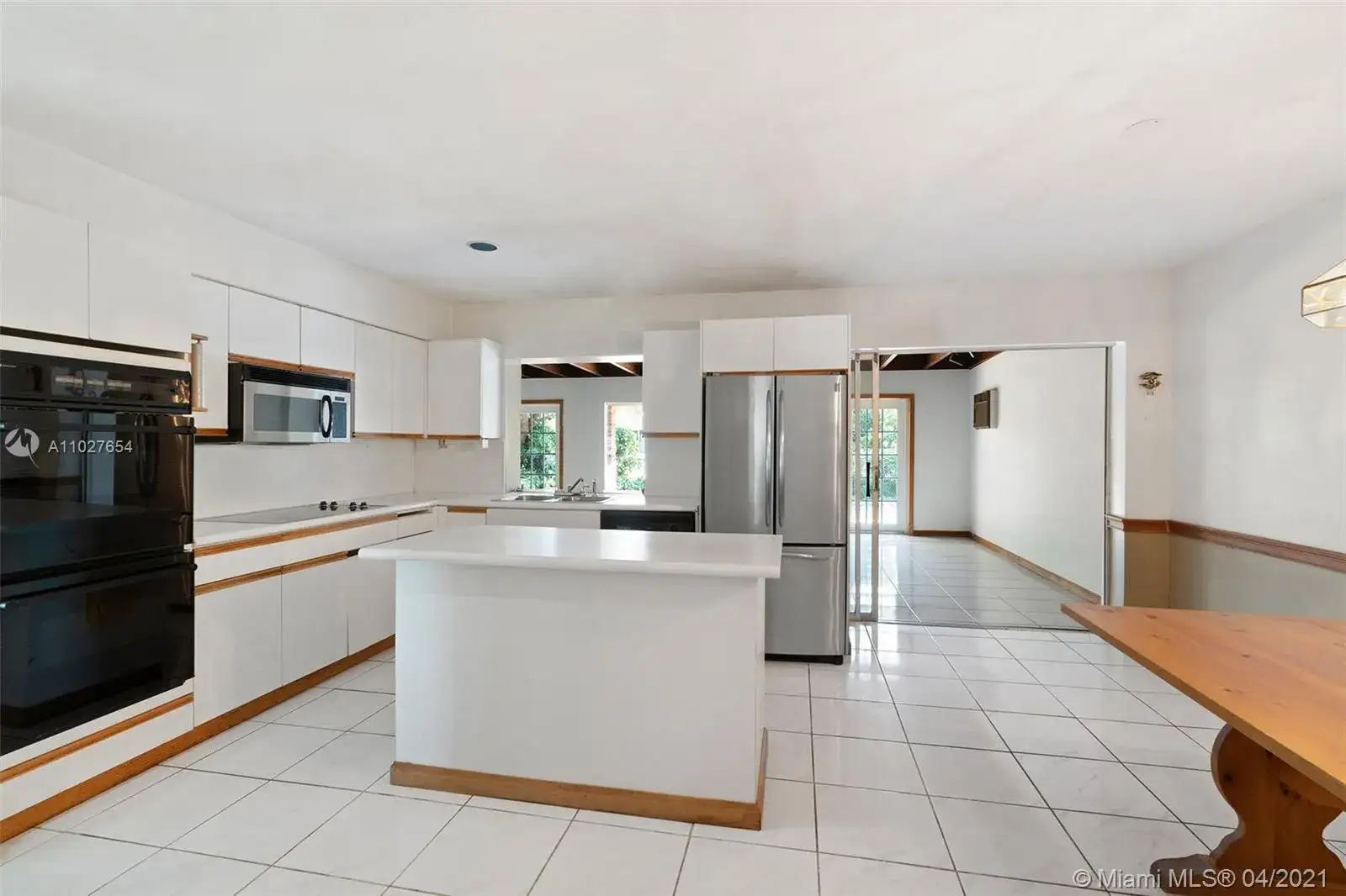 8445 SW 158th St, Palmetto Bay FL 33157 photo 5