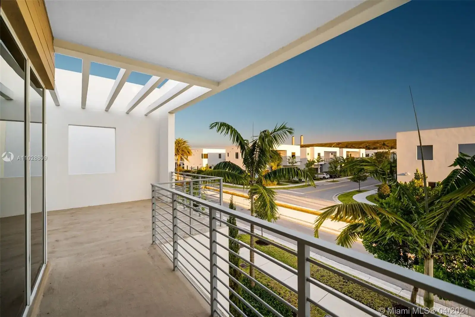 10061 NW 75th, Doral FL 33178 photo 5