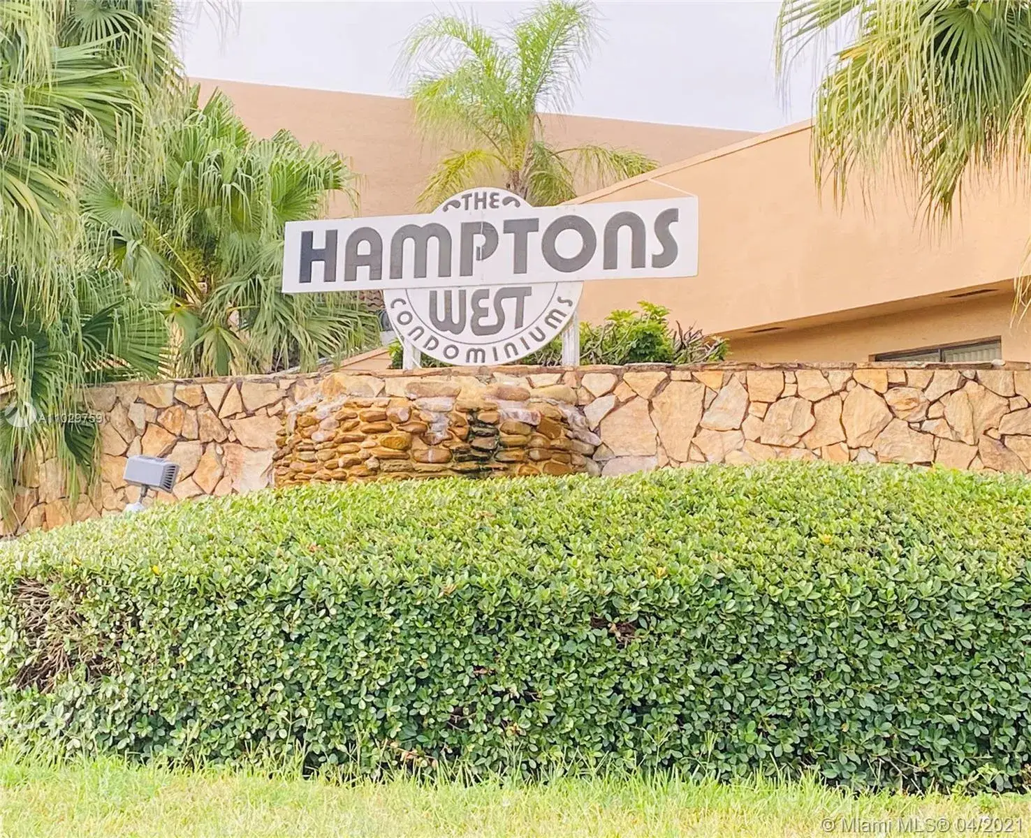 8020 Hampton Blvd # 102, North Lauderdale FL 33068