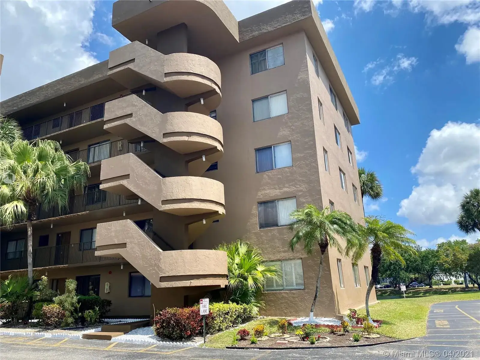 8020 Hampton Blvd # 102, North Lauderdale FL 33068 photo 2
