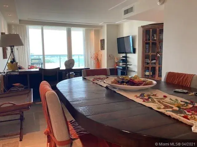 100 Bayview Dr # 1924, Sunny Isles Beach FL 33160